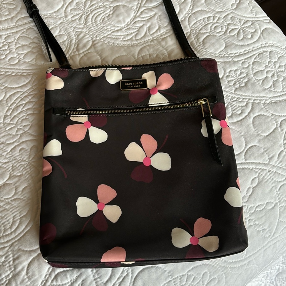 Kate SPADE CROSSBODY BAG